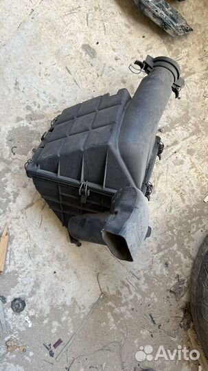 Корпус воздушного фильтра w202