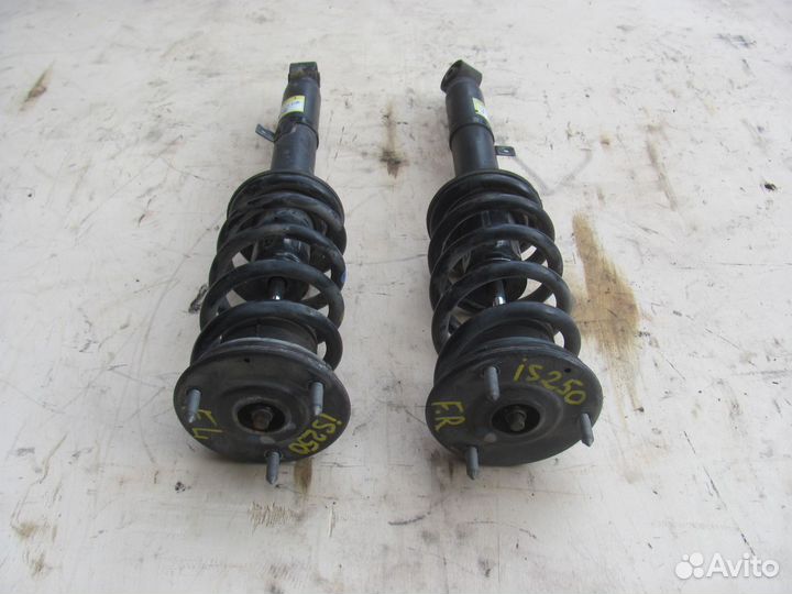 Стойка передняя Lexus IS250 IS350 GSE20