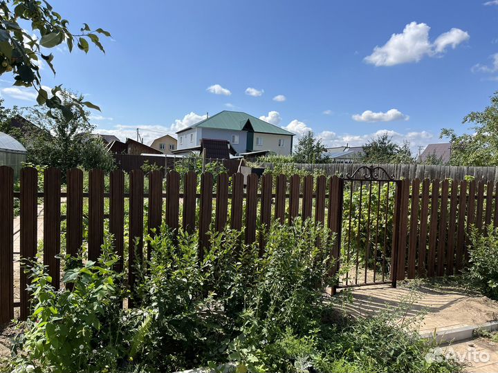 Забор из штакетника