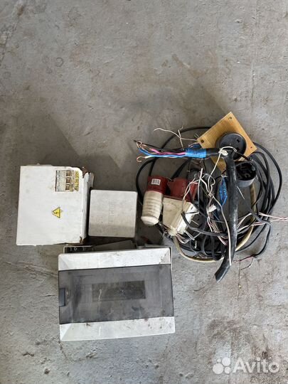 Преобразователь напряжения