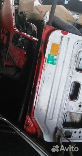 Дверь левая MAN F2000 F90