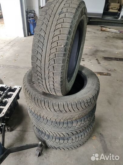 Matador MPS 500 Sibir Ice Van 225/65 R17