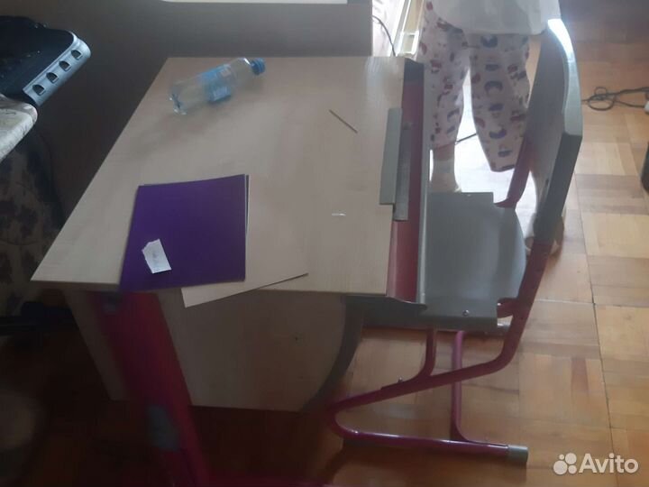 Растущая парта и стул деми