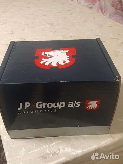 Подушка двигателя volkswagen polo