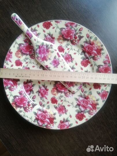 Блюдо для торта с лопаткой