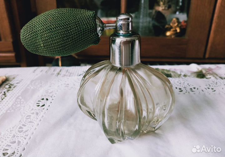Старинный флакон духов 100 мл