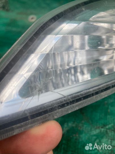 Указатель поворота в бампер правый Lexus GX460