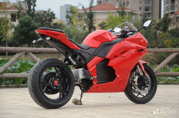 Электрический мотоцикл Ducati Panigale