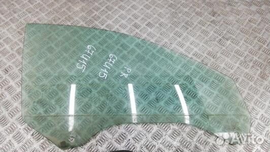 Стекло двери передней правой audi A6 C5 (67U15E301