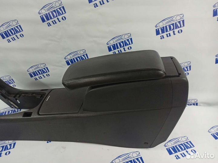 Центральная консоль, подлокотник Ниссан Алтима L32