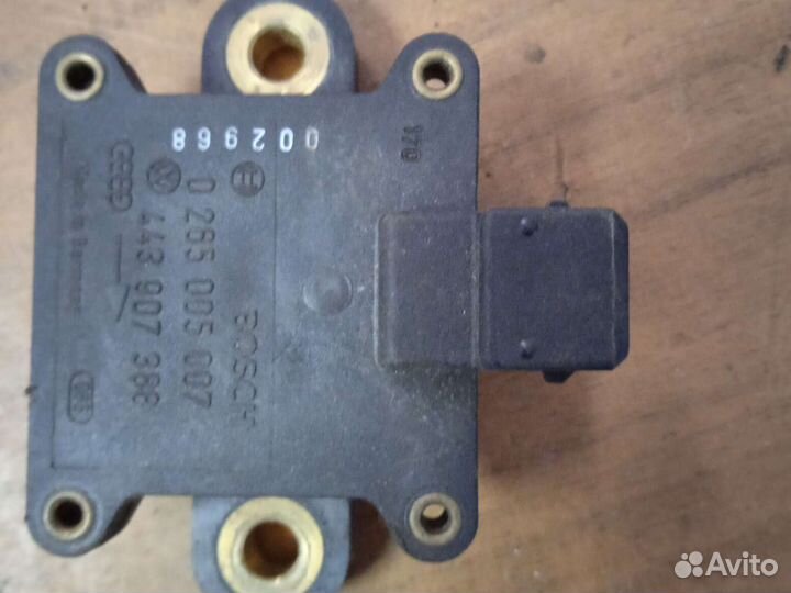 Выключатель продольного ускорения Audi