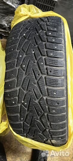 Nokian Tyres Hakkapeliitta 7 215/60 R16