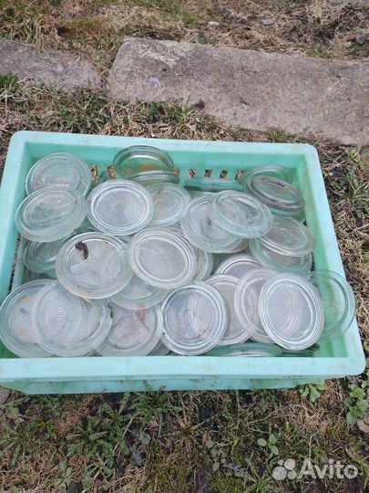 Стеклянные крышки от банок