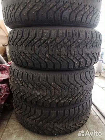 Goodyear UltraGrip 255/60 R18