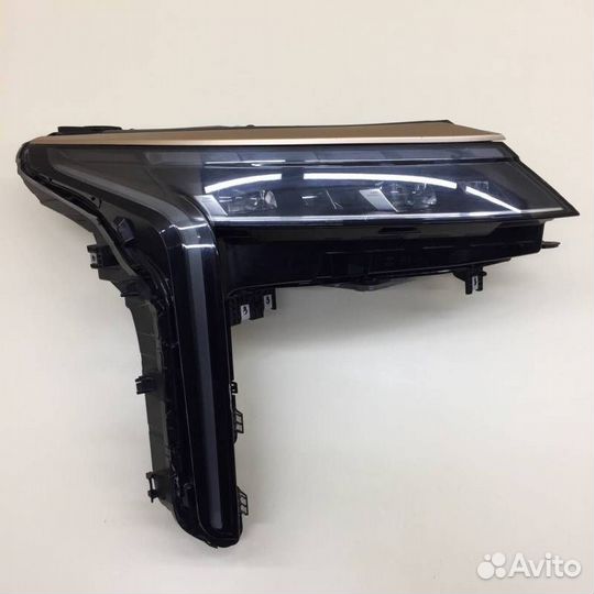 Б/У Б/У Фара правая 605001006AA exeed