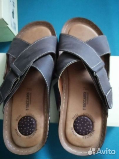 Новые шлепанцы мужские