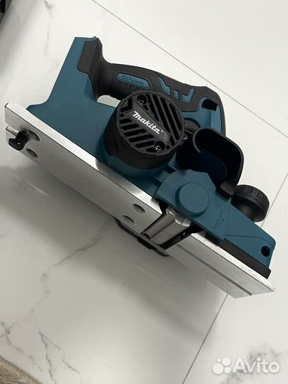 Рубанок Мakiata