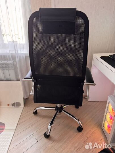 Компьютерное кресло