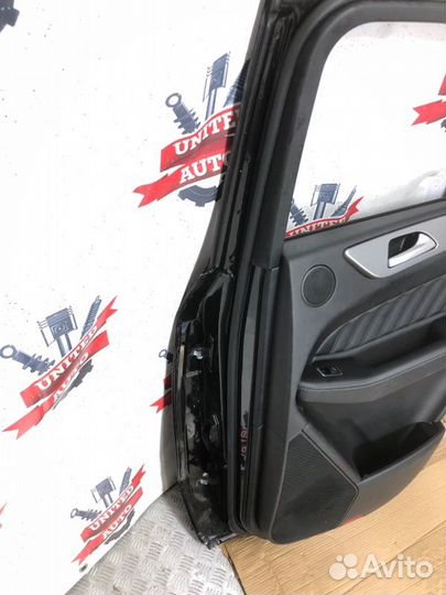 Дверь боковая задняя правая Mercedes Gle-Class