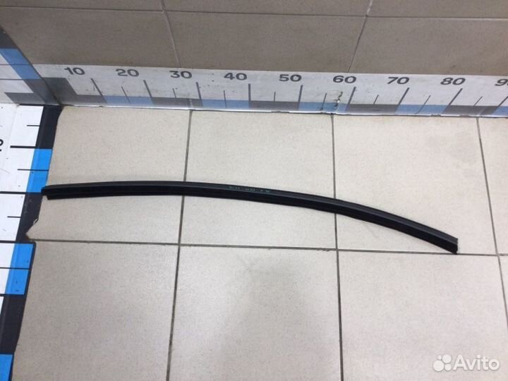 Накладка стекла переднего правого Audi A3 8V czca