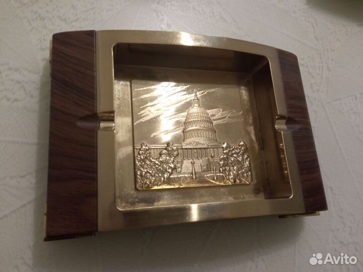 Пепельница