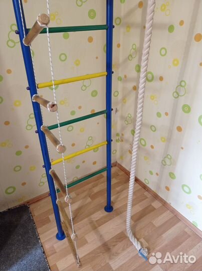 Детская шведская стенка