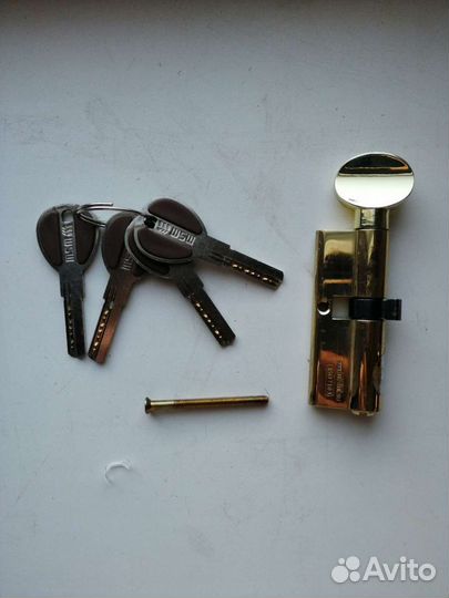 Замок, ключ-вертушка MSM CW 35/45 PB