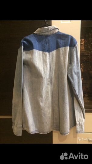 Джинсовая рубашка