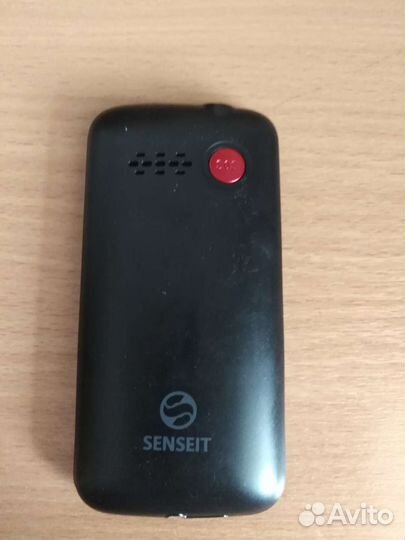 Мобильные телефон Senseit l101