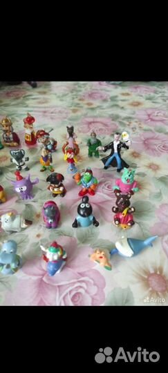 Игрушки из киндер сюрприза пакетом