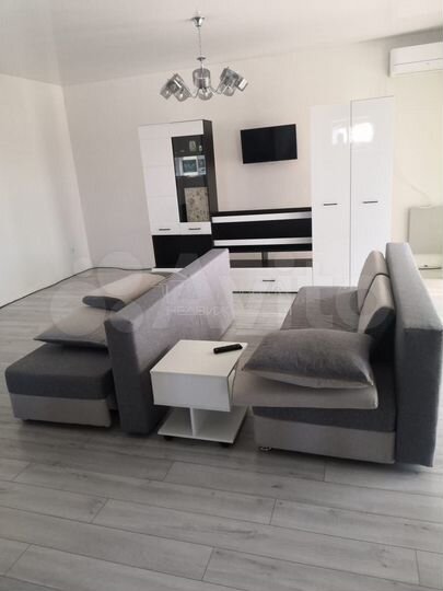 Дом 240 м² на участке 8 сот.