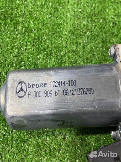 Мотор стеклоподъемника задний левый Mercedes-Benz