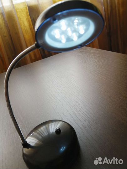 Настольная минилампа от батареек