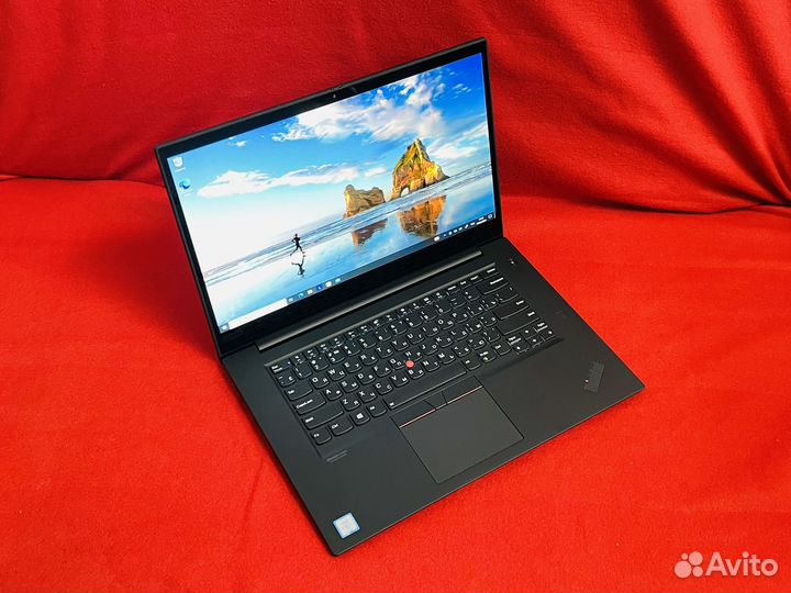 Lenovo ThinkPad P1 Gen 2 Сенсорный