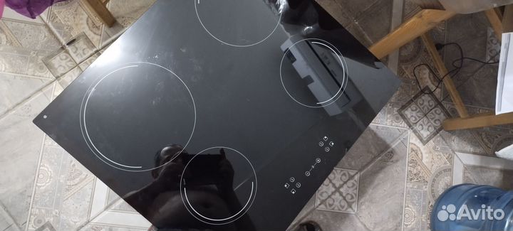 Электрическая варочная панель Candy CH64CCB