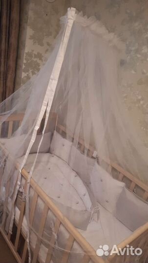 Детская кроватка