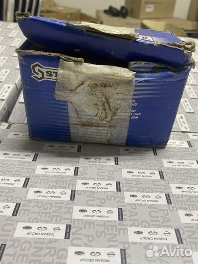 Опора шаровая левая