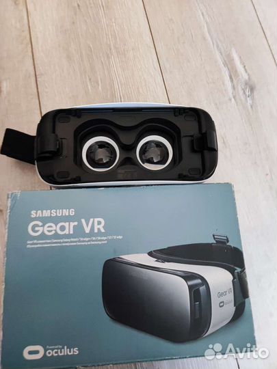 Очки виртуальной реальности samsung gear vr