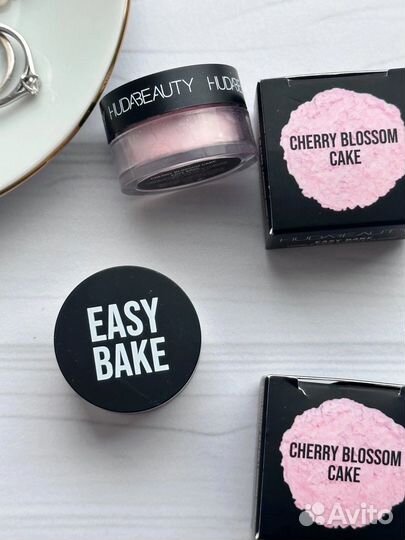 Huda beauty пудра