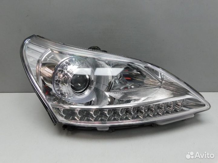 Фара правая Hyundai Equus