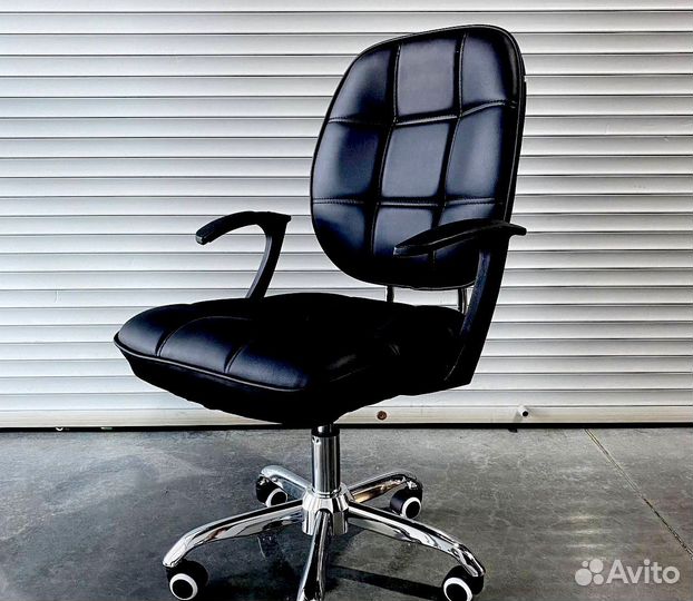 Игровое кресло с массажем