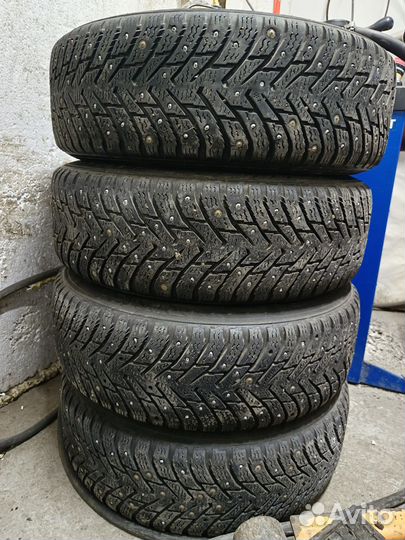 Nokian Tyres Hakkapeliitta 8 185/65 R15