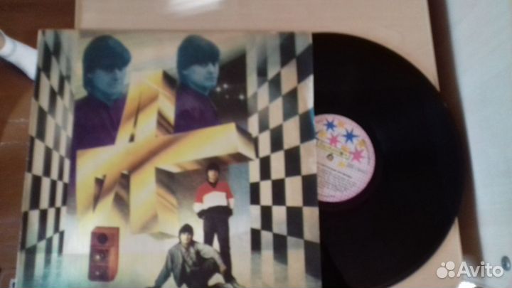 Виниловые пластинки. Много