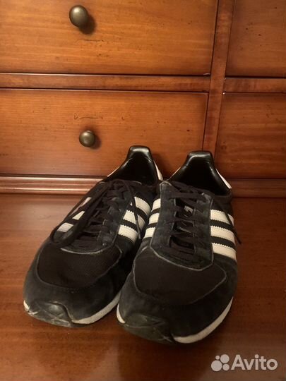 Кроссовки Adidas