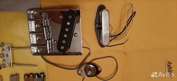 Тремоло системы Stratocaster