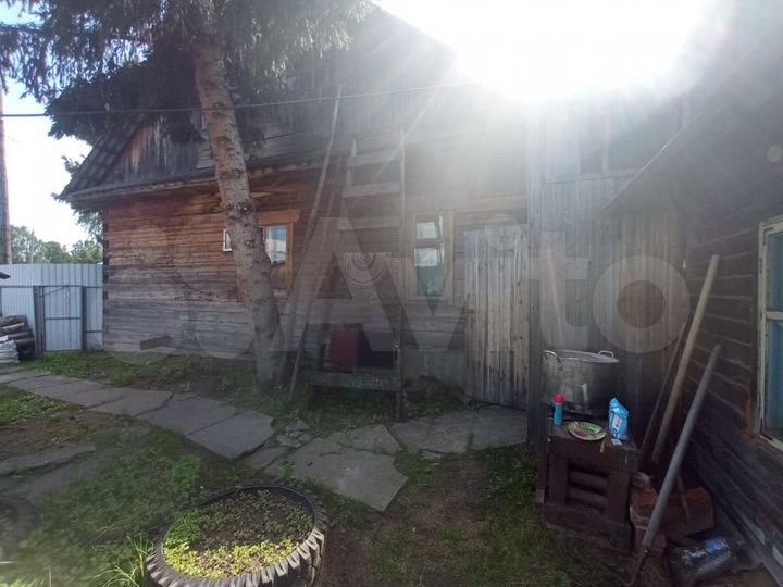 Дом 80 м² на участке 10,05 га