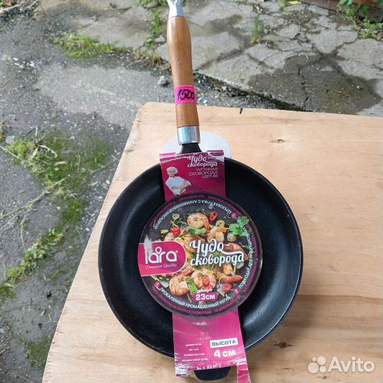 Сковорода чугунная