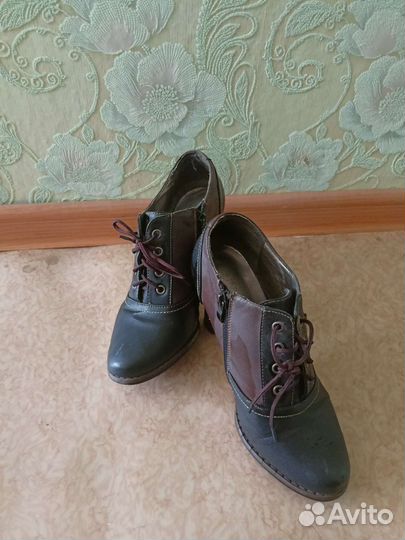 Полуботинки