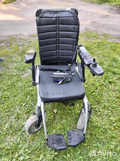 Коляска инвалидная с электроприводом