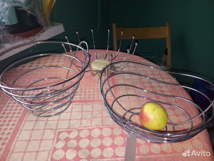 Металлические вазы для фруктов